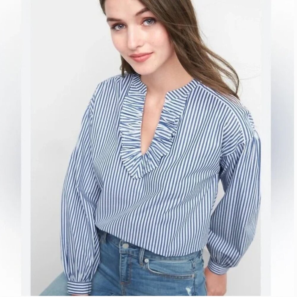 *Gap Striped Cotton Long Sleeve Stripe Ruffle V-neck Blouse